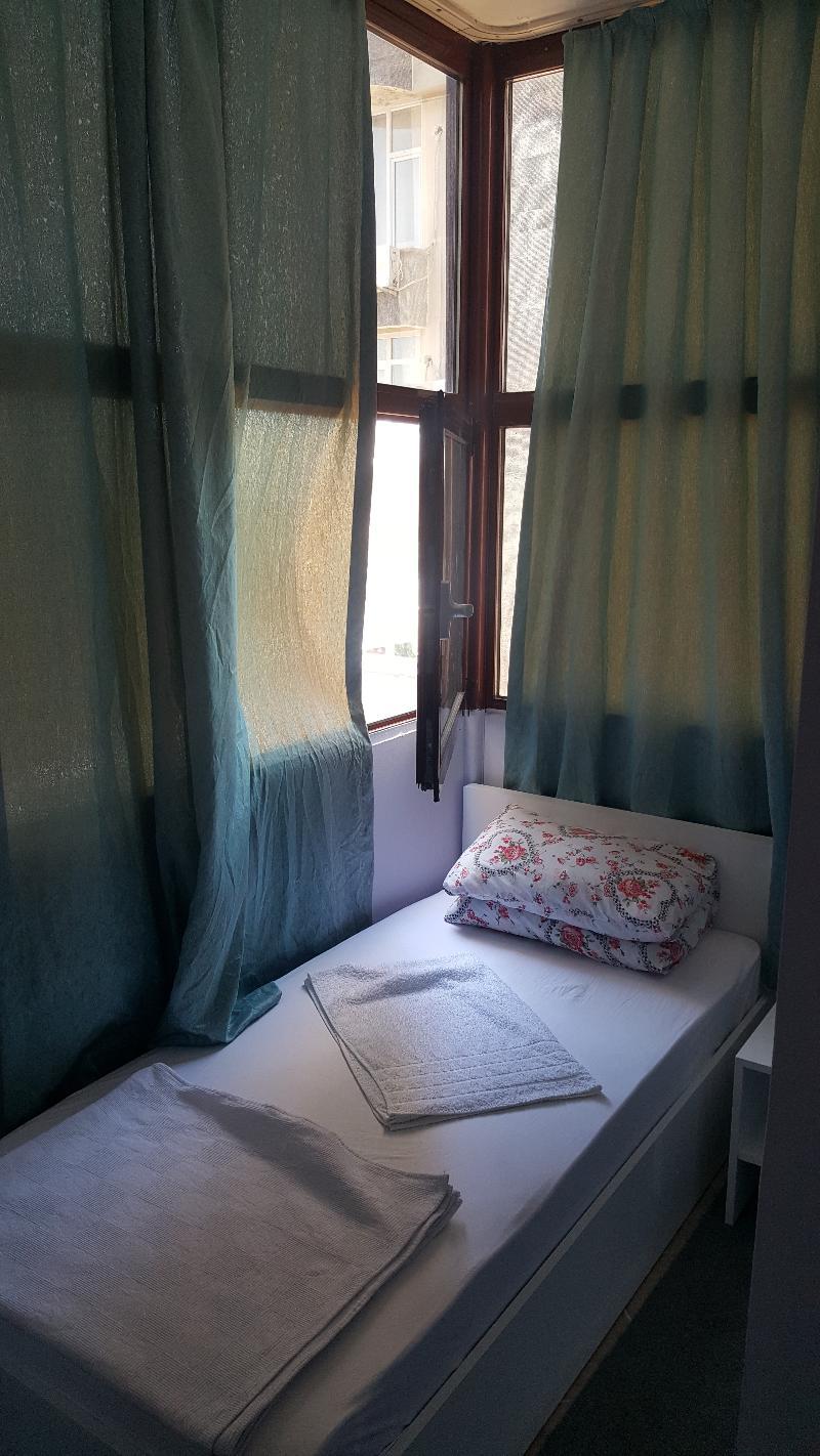 Aziz 1 Otel